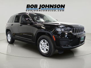 2023 Jeep Grand Cherokee Laredo 4x4