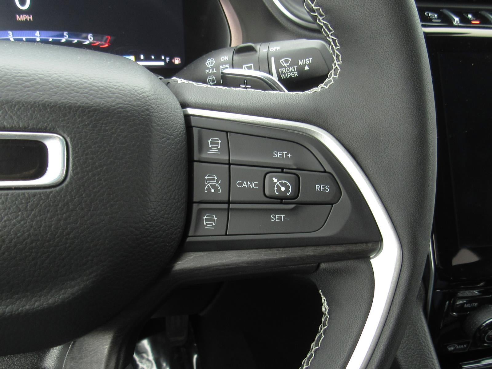 2023 Jeep Grand Cherokee L Limited 4x4