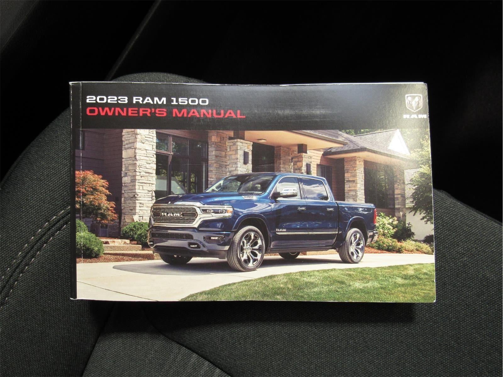 2023 RAM 1500 Big Horn Crew Cab 4x4 5'7" Box