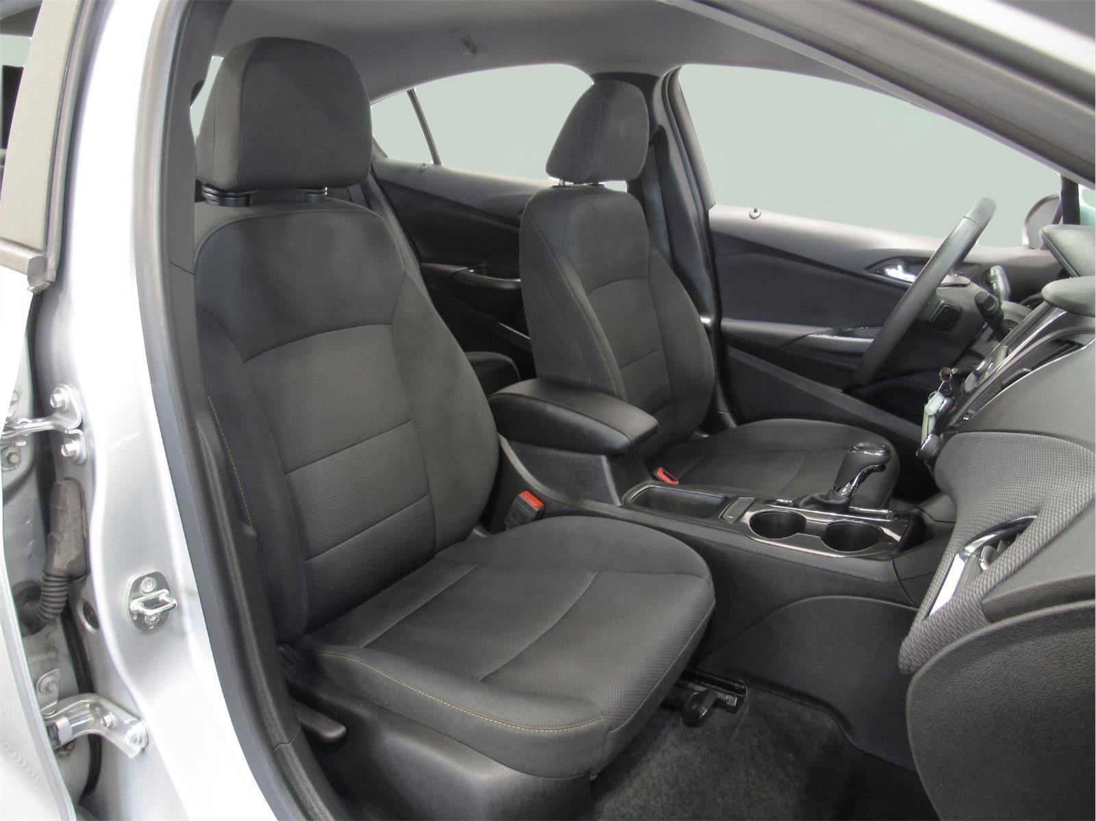 2019 Chevrolet Cruze LS