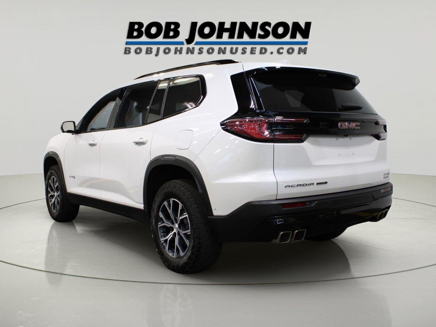 2025 GMC Acadia AT4