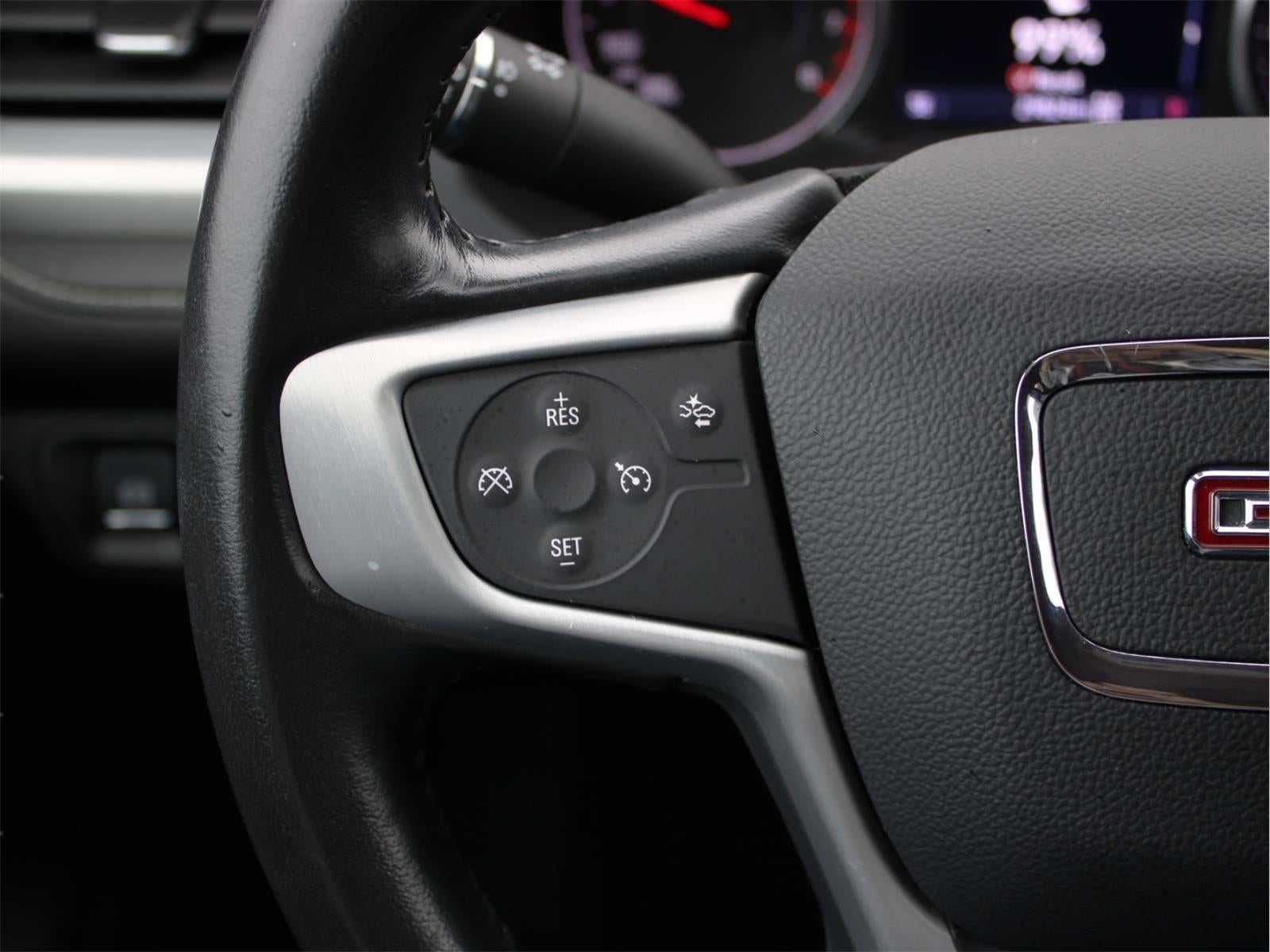 2022 GMC Acadia SLT