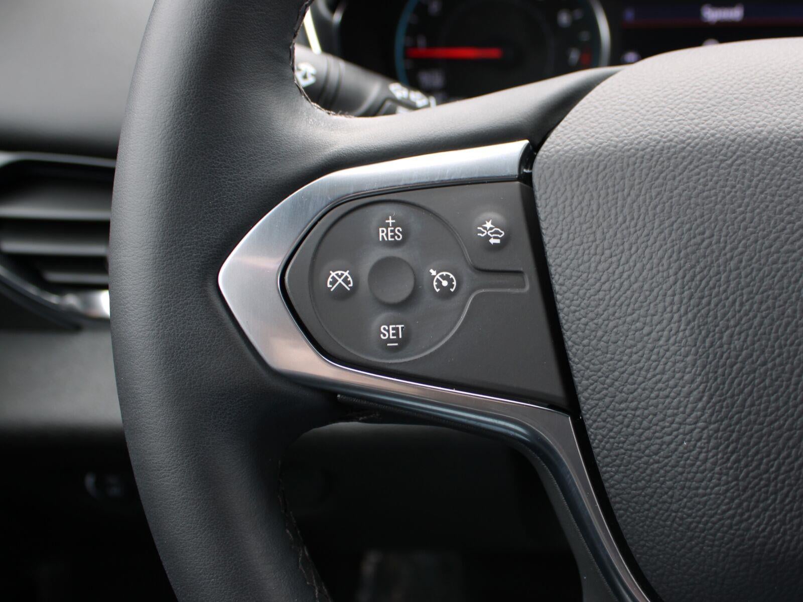 2024 Chevrolet Traverse Limited LT Cloth