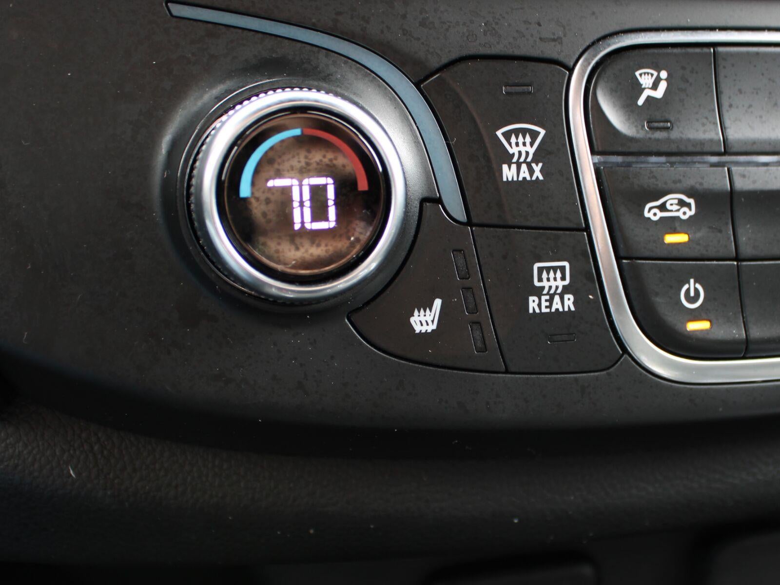 2024 Chevrolet Traverse Limited LT Cloth