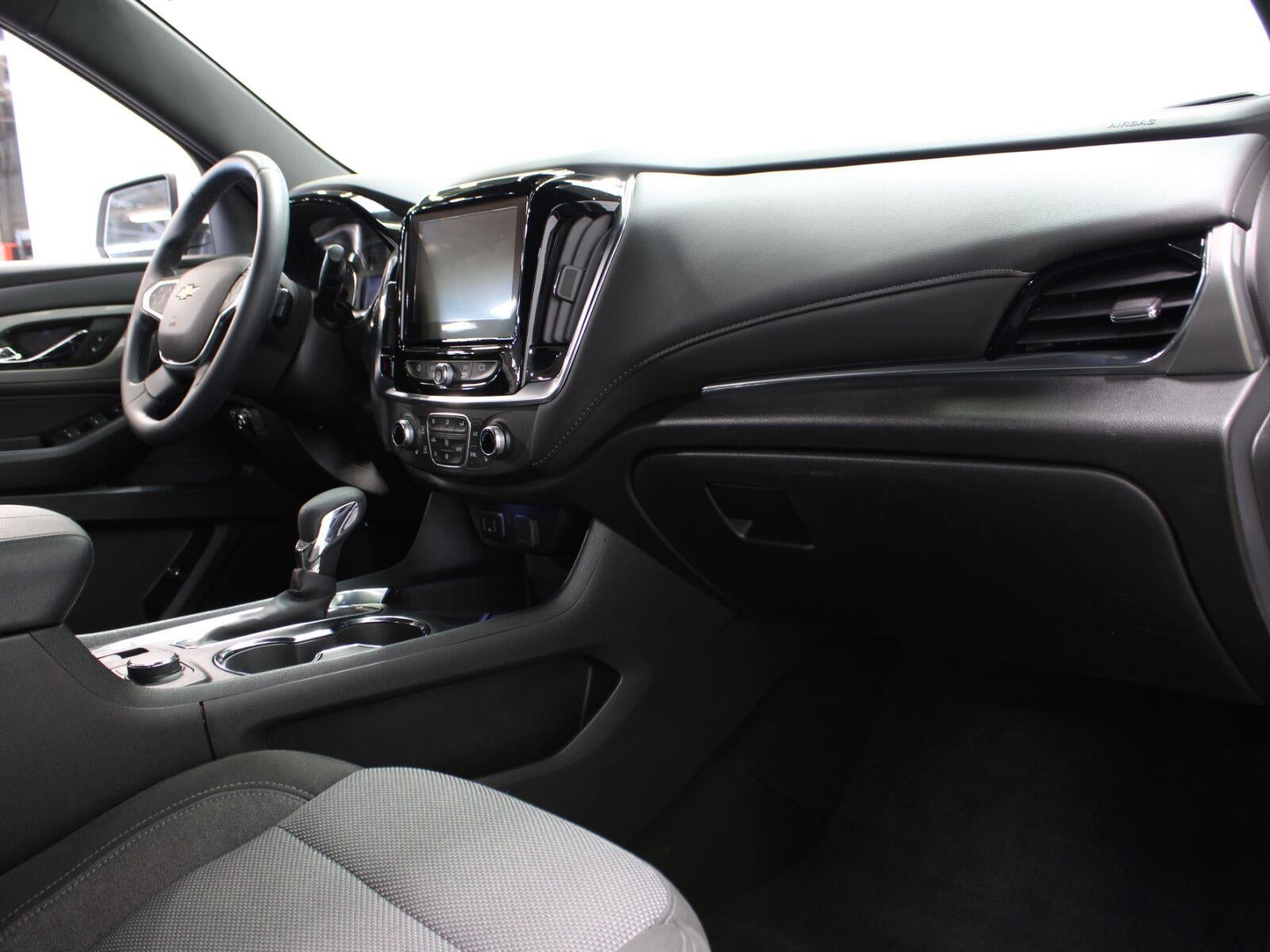 2024 Chevrolet Traverse Limited LT Cloth