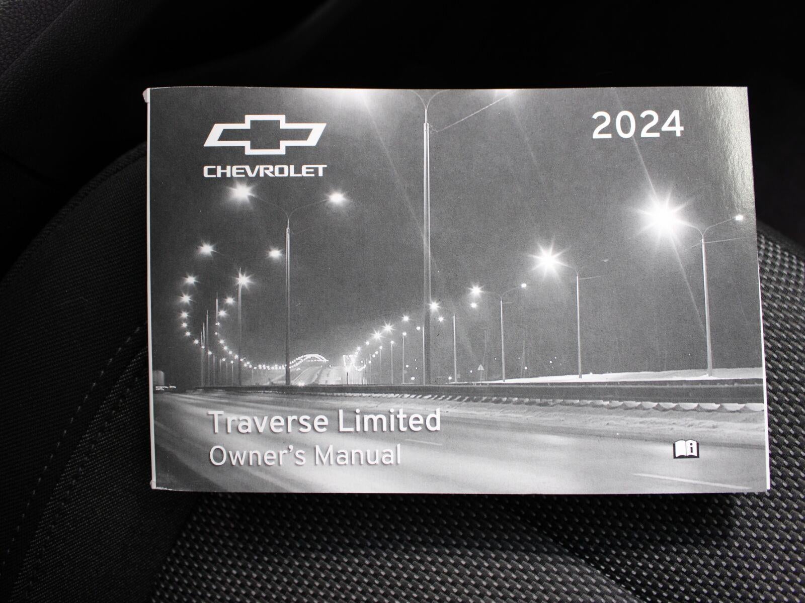 2024 Chevrolet Traverse Limited LT Cloth