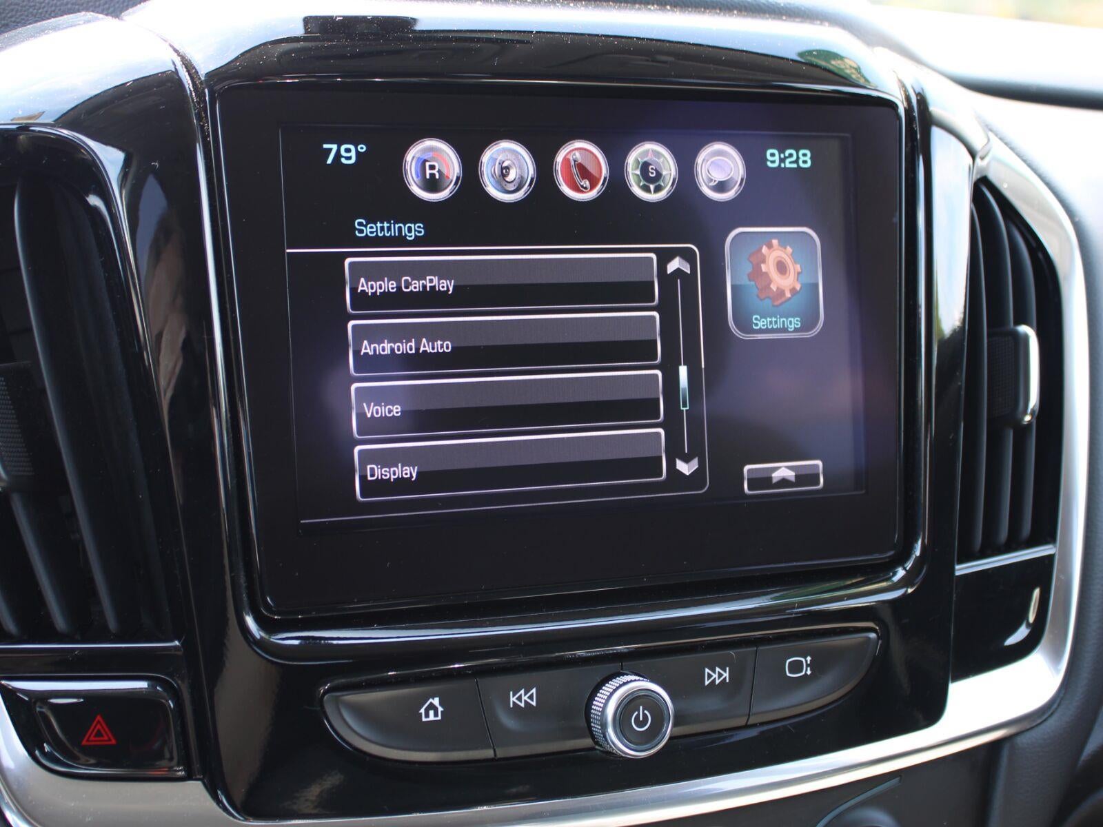 2018 Chevrolet Traverse LT Cloth
