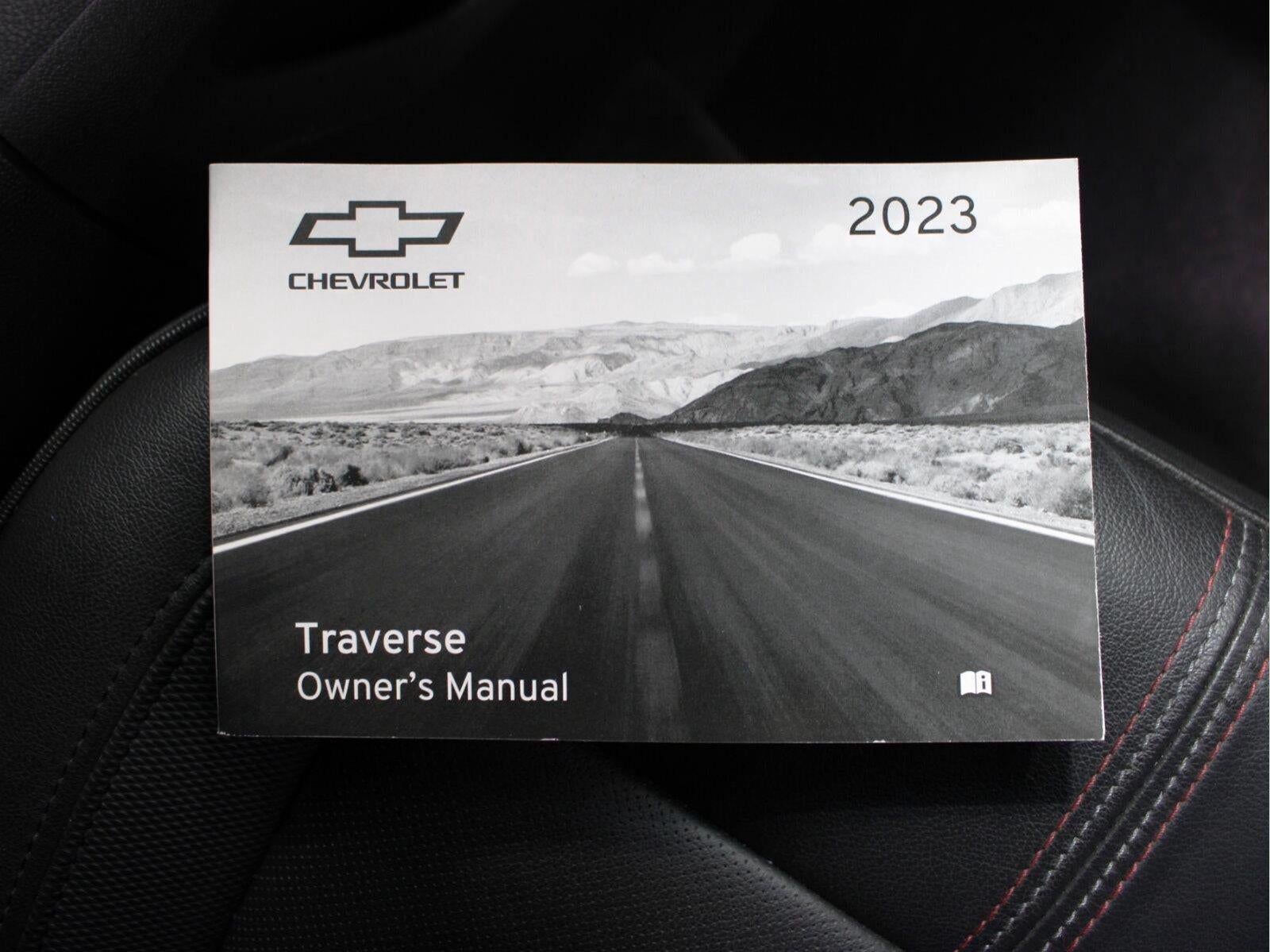 2023 Chevrolet Traverse RS