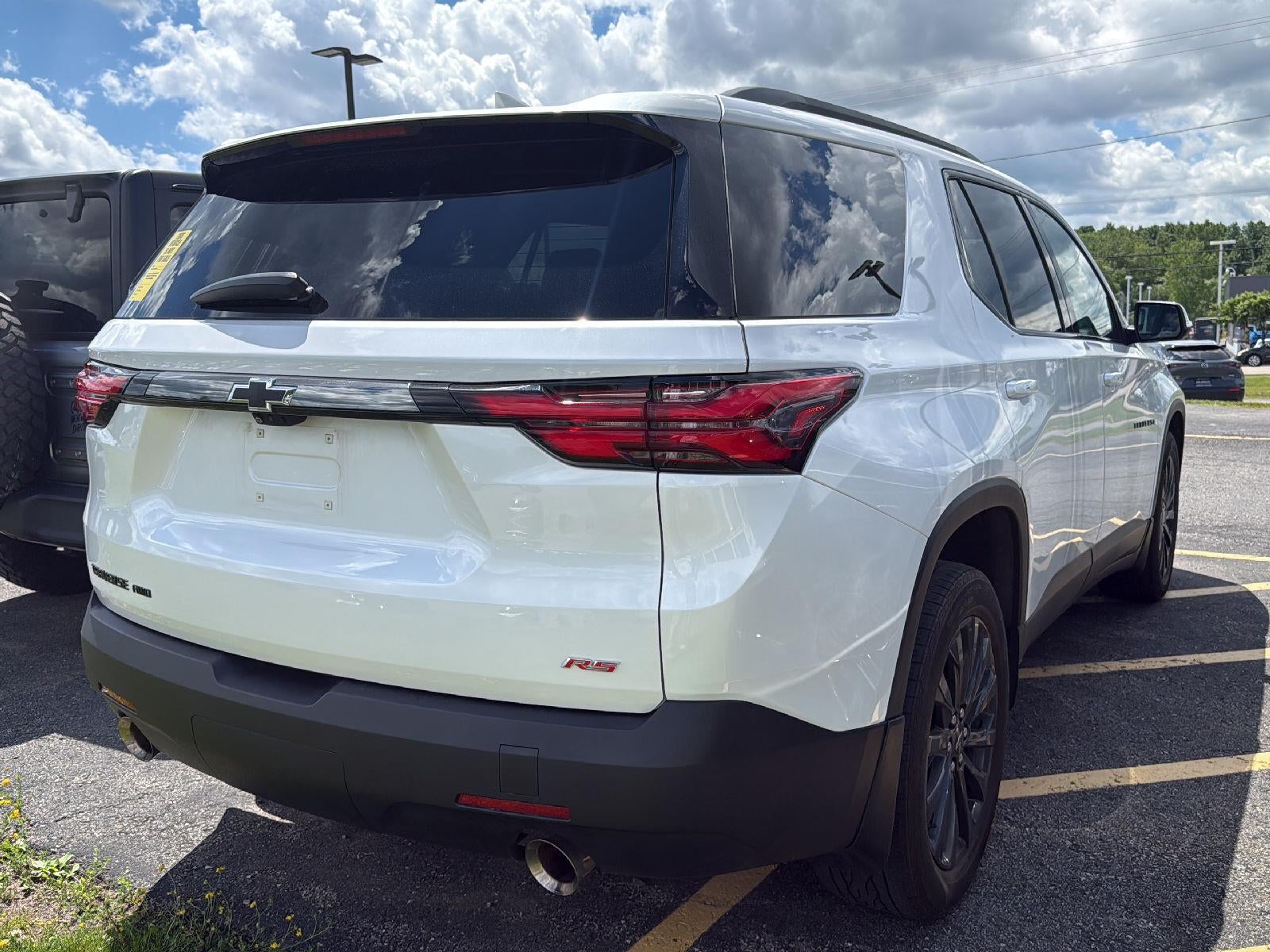 2023 Chevrolet Traverse RS