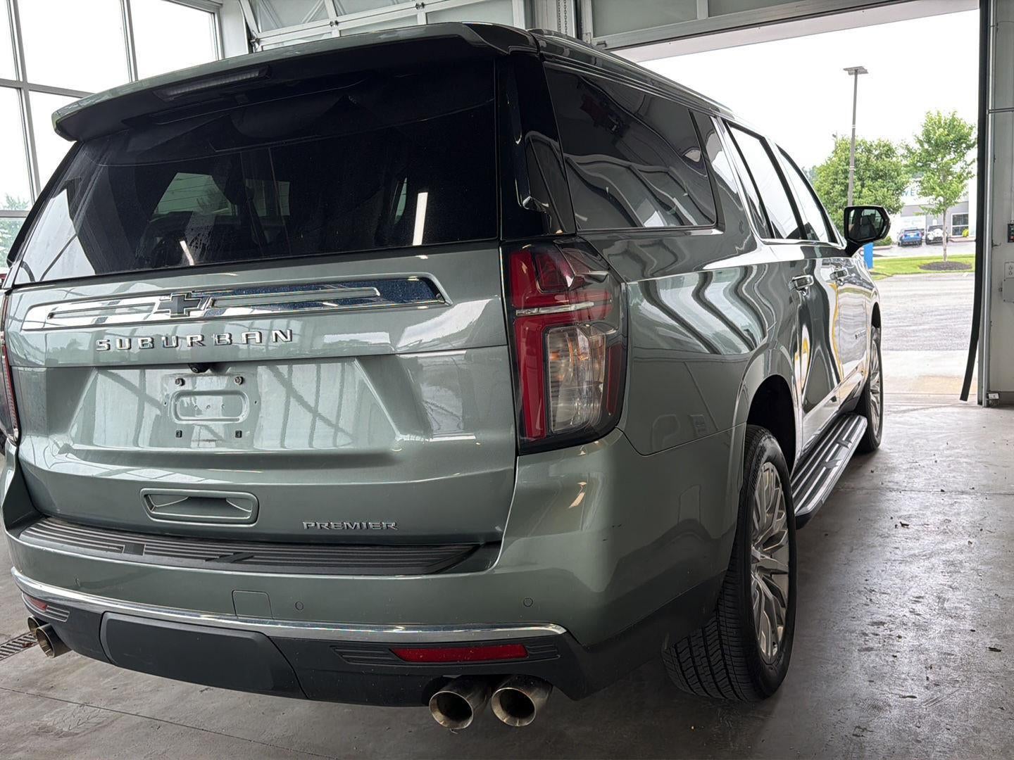 2023 Chevrolet Suburban Premier