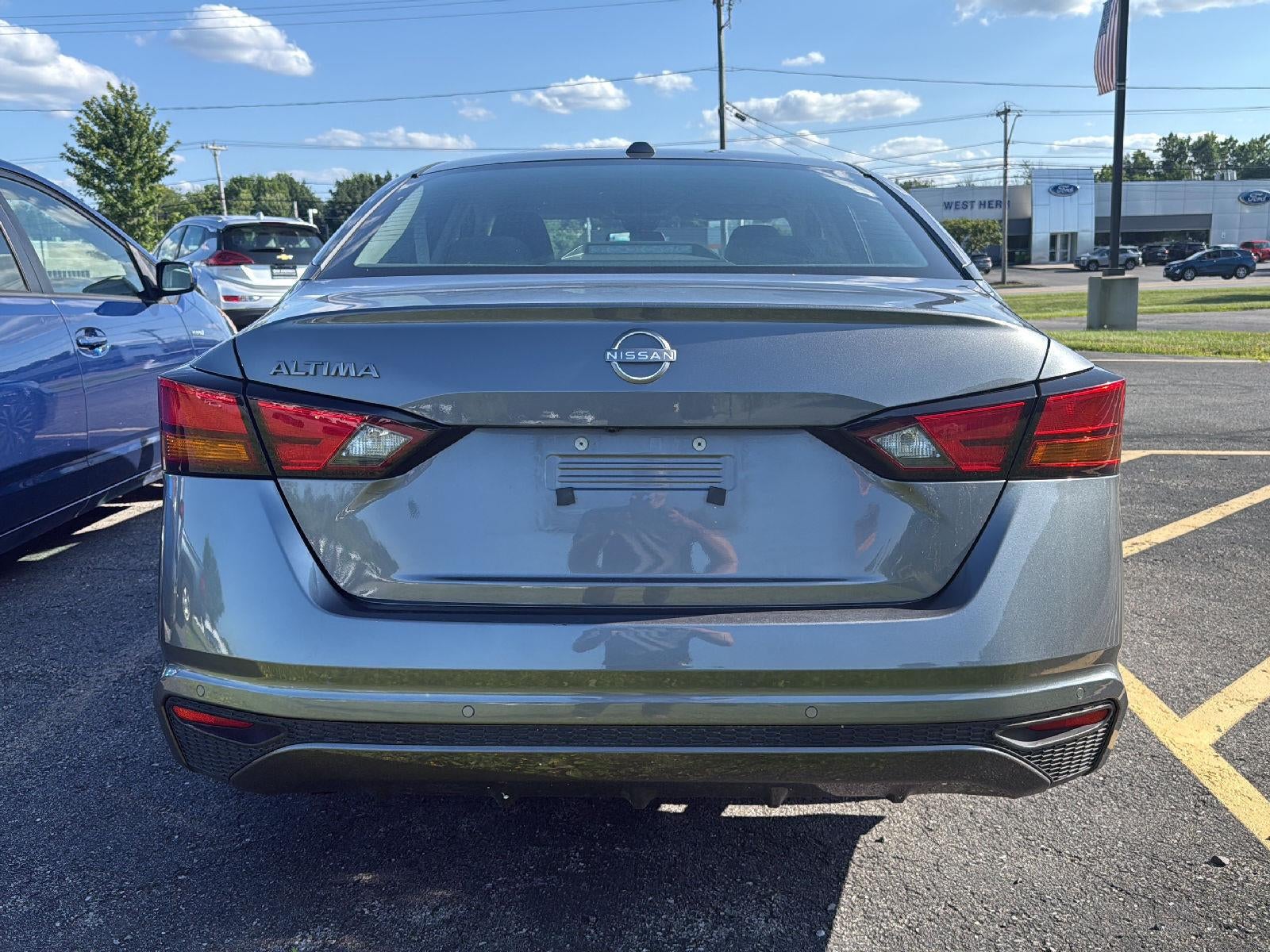 2025 Nissan Altima SV