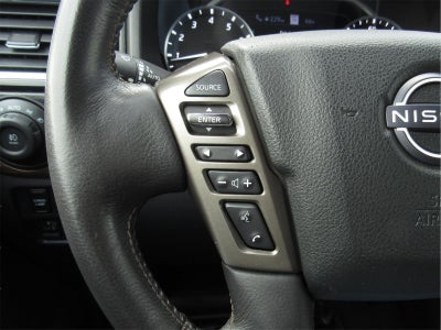 2023 Nissan TITAN Crew Cab Platinum Reserve 4x4