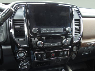 2023 Nissan TITAN Crew Cab Platinum Reserve 4x4