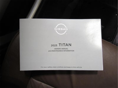 2023 Nissan TITAN Crew Cab Platinum Reserve 4x4