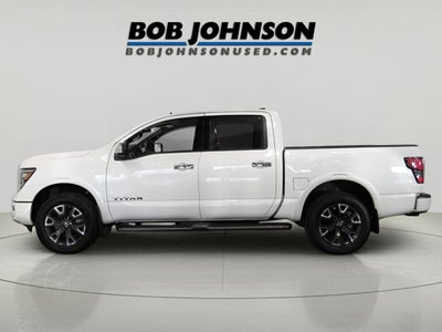 2023 Nissan TITAN Crew Cab Platinum Reserve 4x4