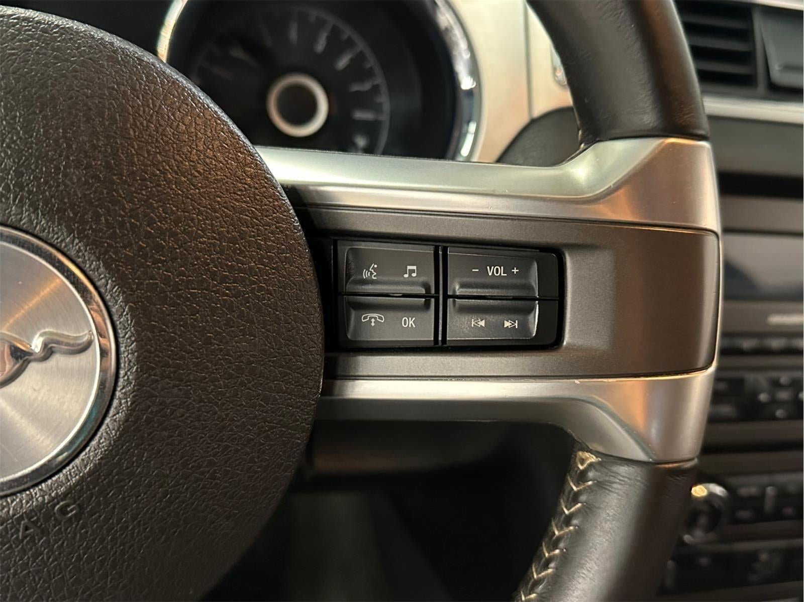 2014 Ford Mustang V6