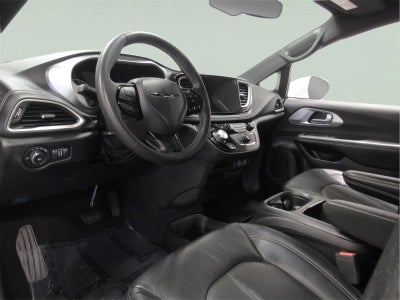 2022 Chrysler Pacifica Touring L AWD