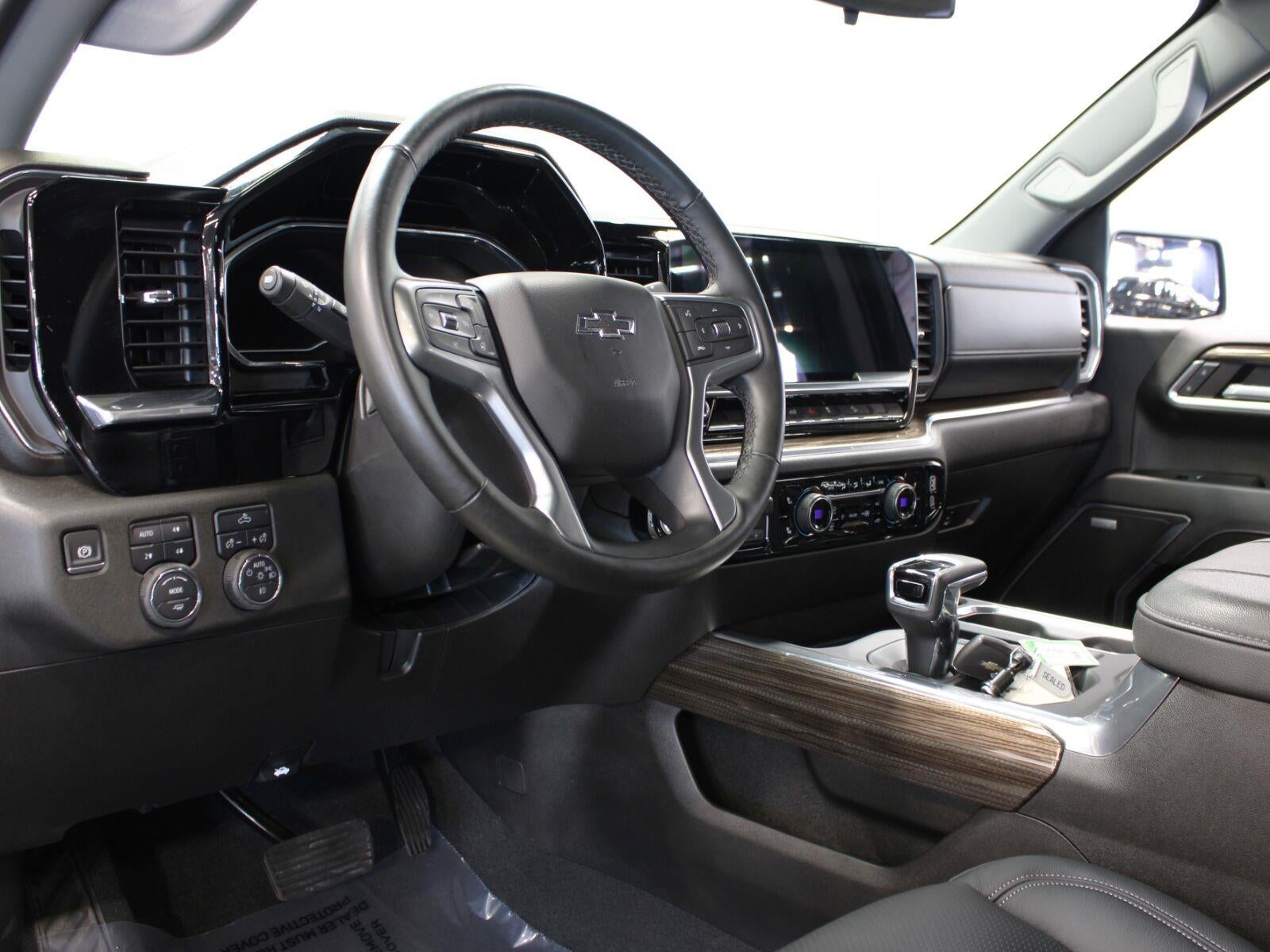 2024 Chevrolet Silverado 1500 RST