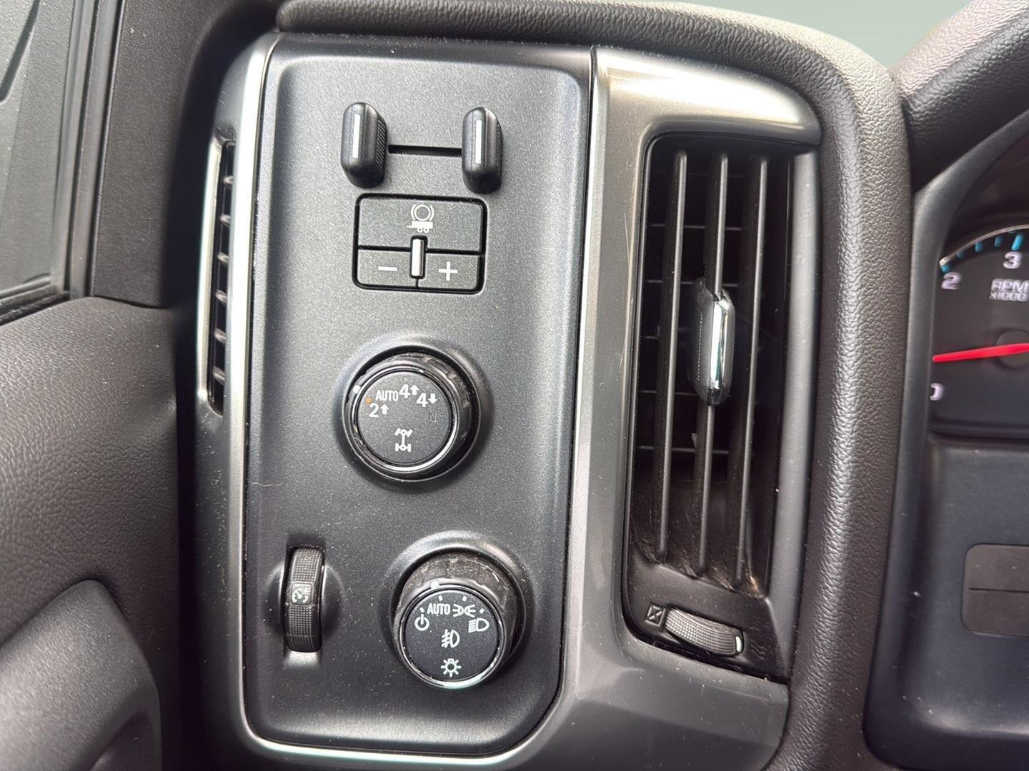 2019 Chevrolet Silverado LD LT