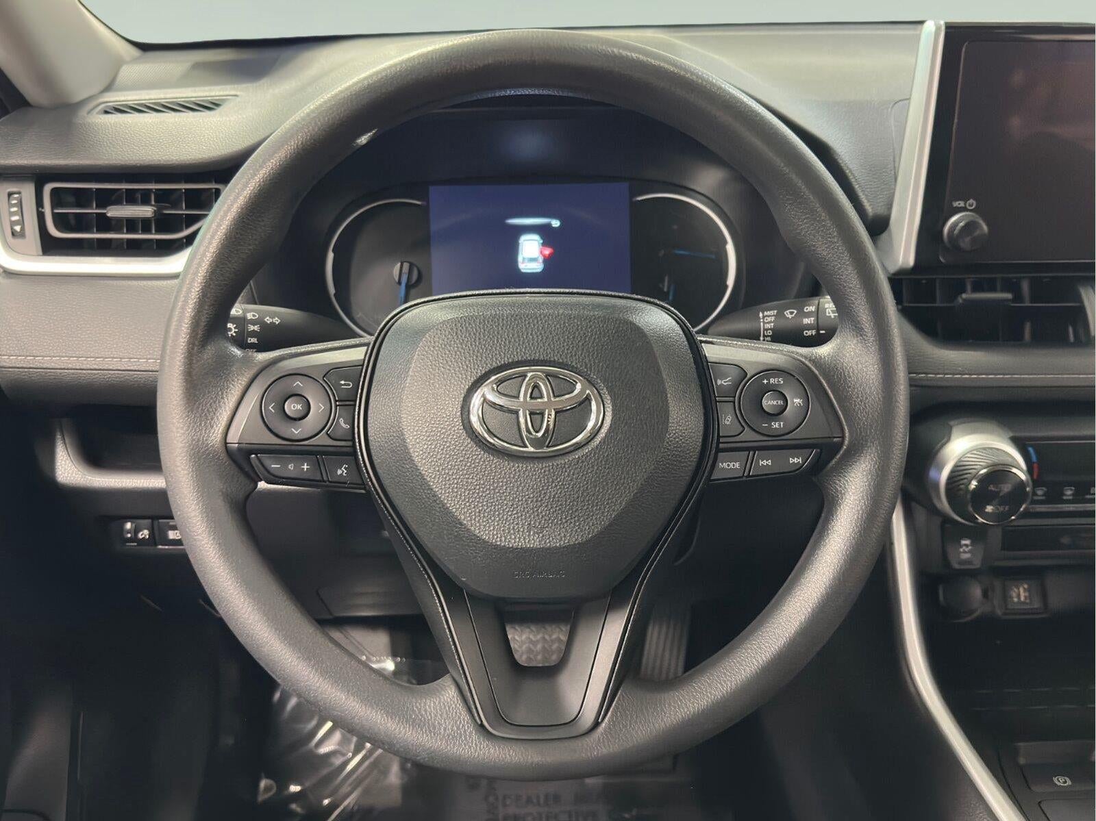 2023 Toyota RAV4 Hybrid LE