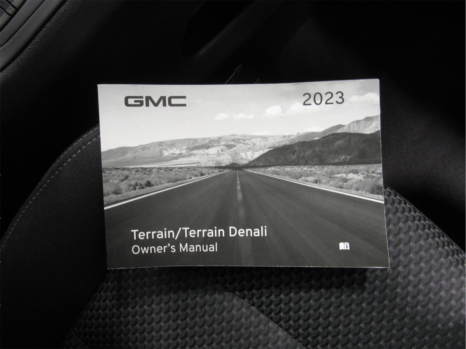 2023 GMC Terrain SLE