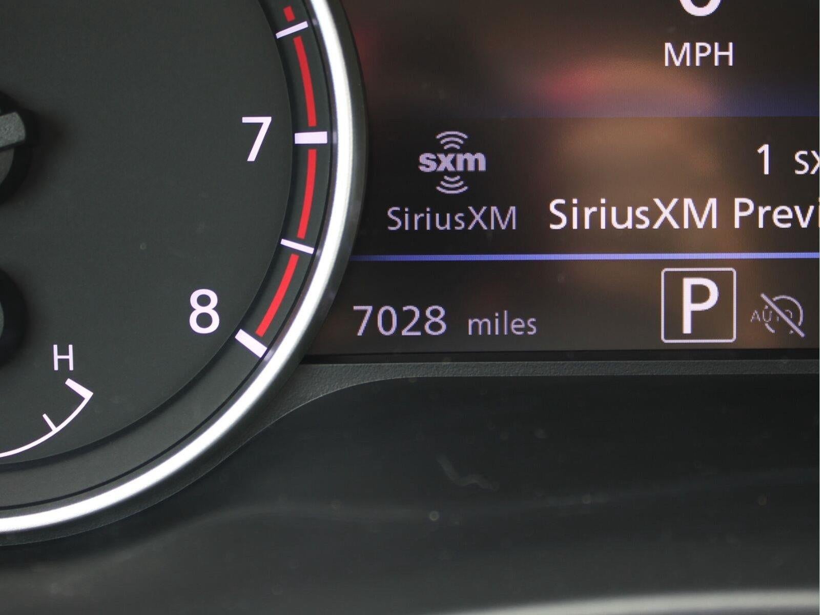 2024 Nissan Sentra SV Xtronic CVT