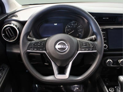 2023 Nissan Kicks SV Xtronic CVT