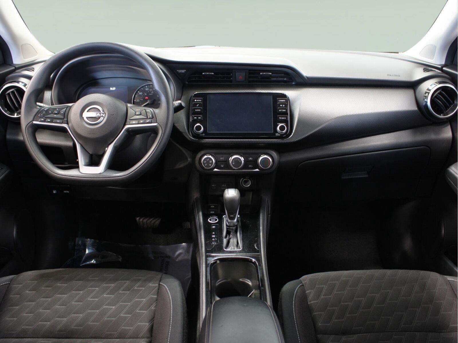 2023 Nissan Kicks SV Xtronic CVT