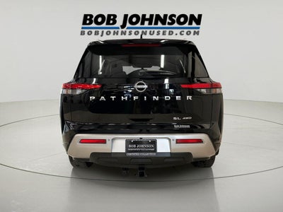 2022 Nissan Pathfinder SL 4WD