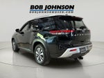 2022 Nissan Pathfinder SL 4WD