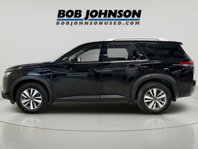 2022 Nissan Pathfinder SL 4WD