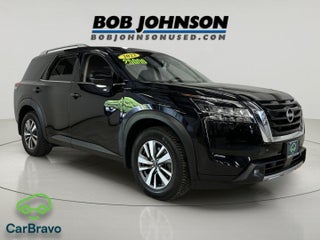 2022 Nissan Pathfinder SL 4WD