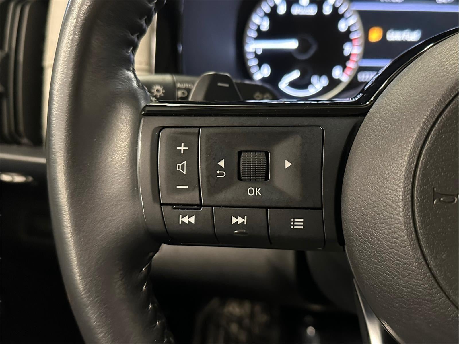 2024 Nissan Pathfinder SL 4WD