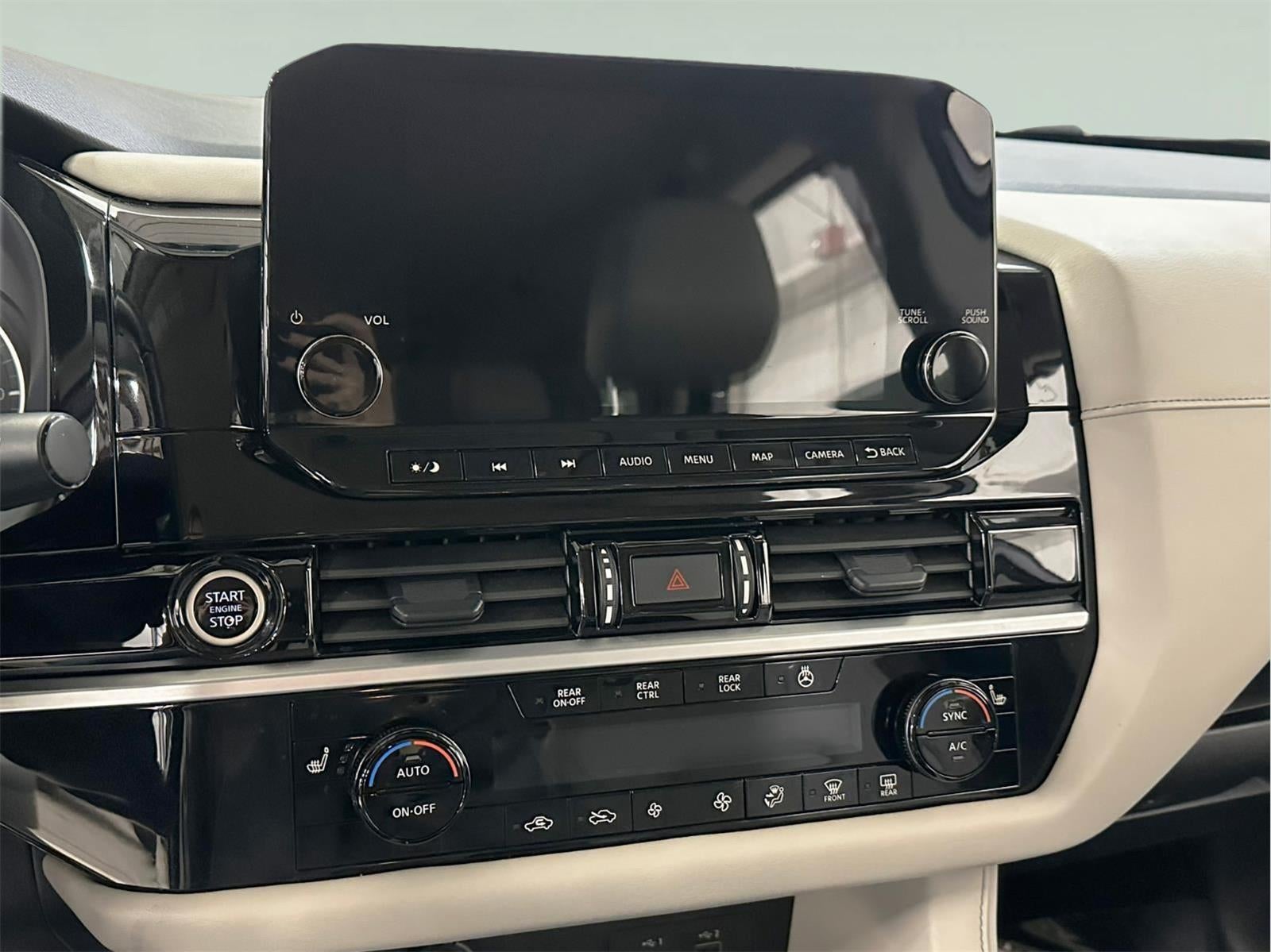 2024 Nissan Pathfinder SL 4WD