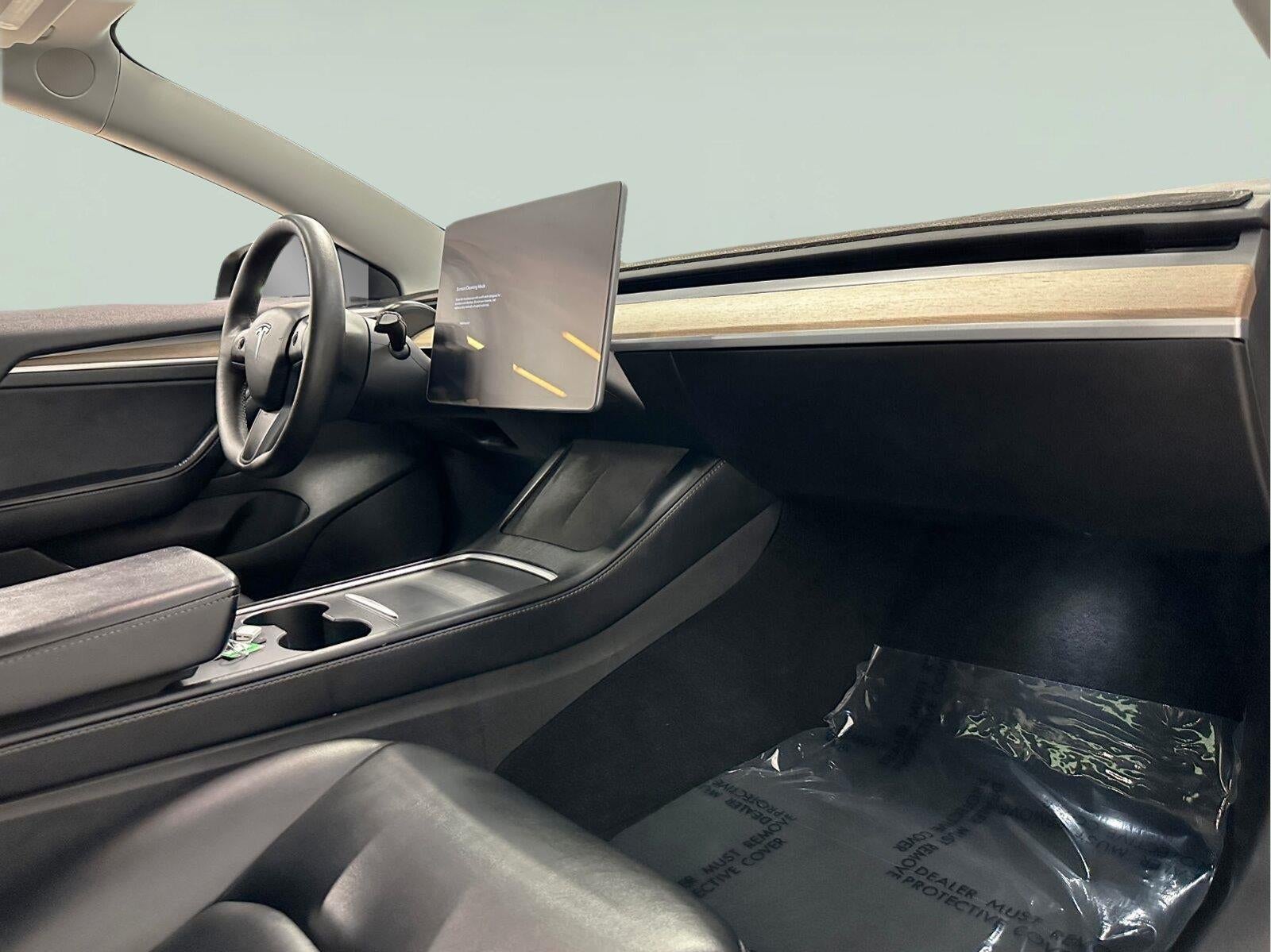 2022 Tesla Model 3 Long Range Dual Motor All-Wheel Drive
