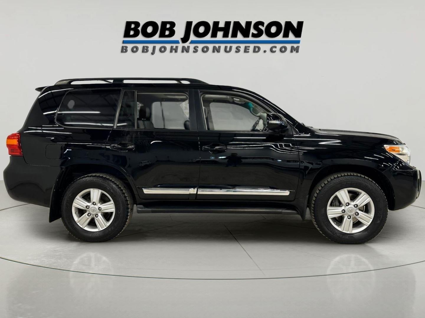 2013 Toyota Land Cruiser V8