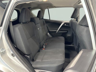 2016 Toyota RAV4 Hybrid XLE
