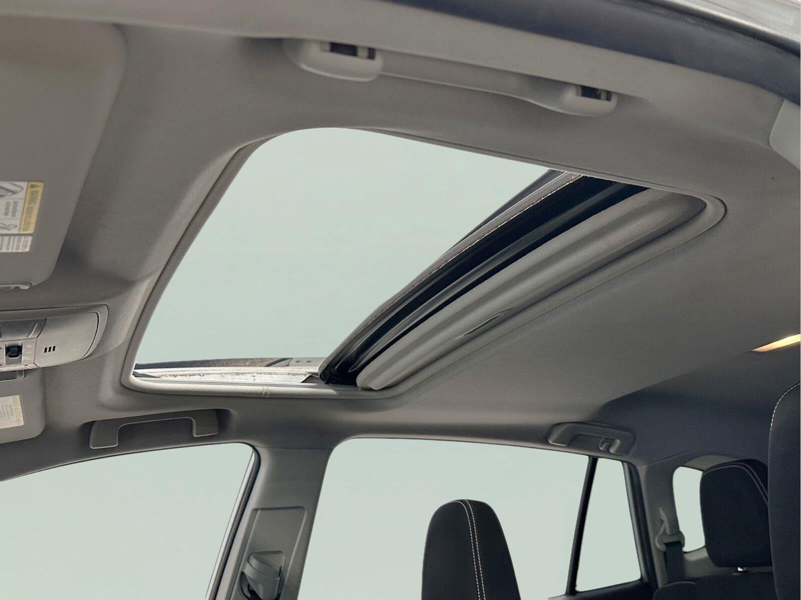2016 Toyota RAV4 Hybrid XLE