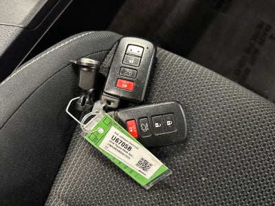 2016 Toyota RAV4 Hybrid XLE