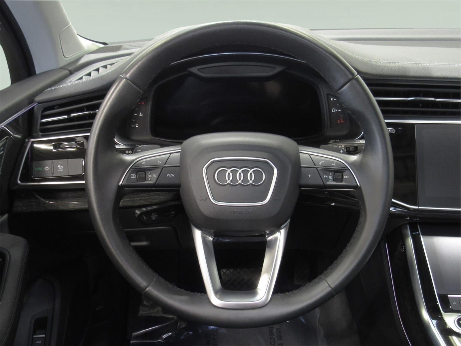 2023 Audi Q7 Premium Plus