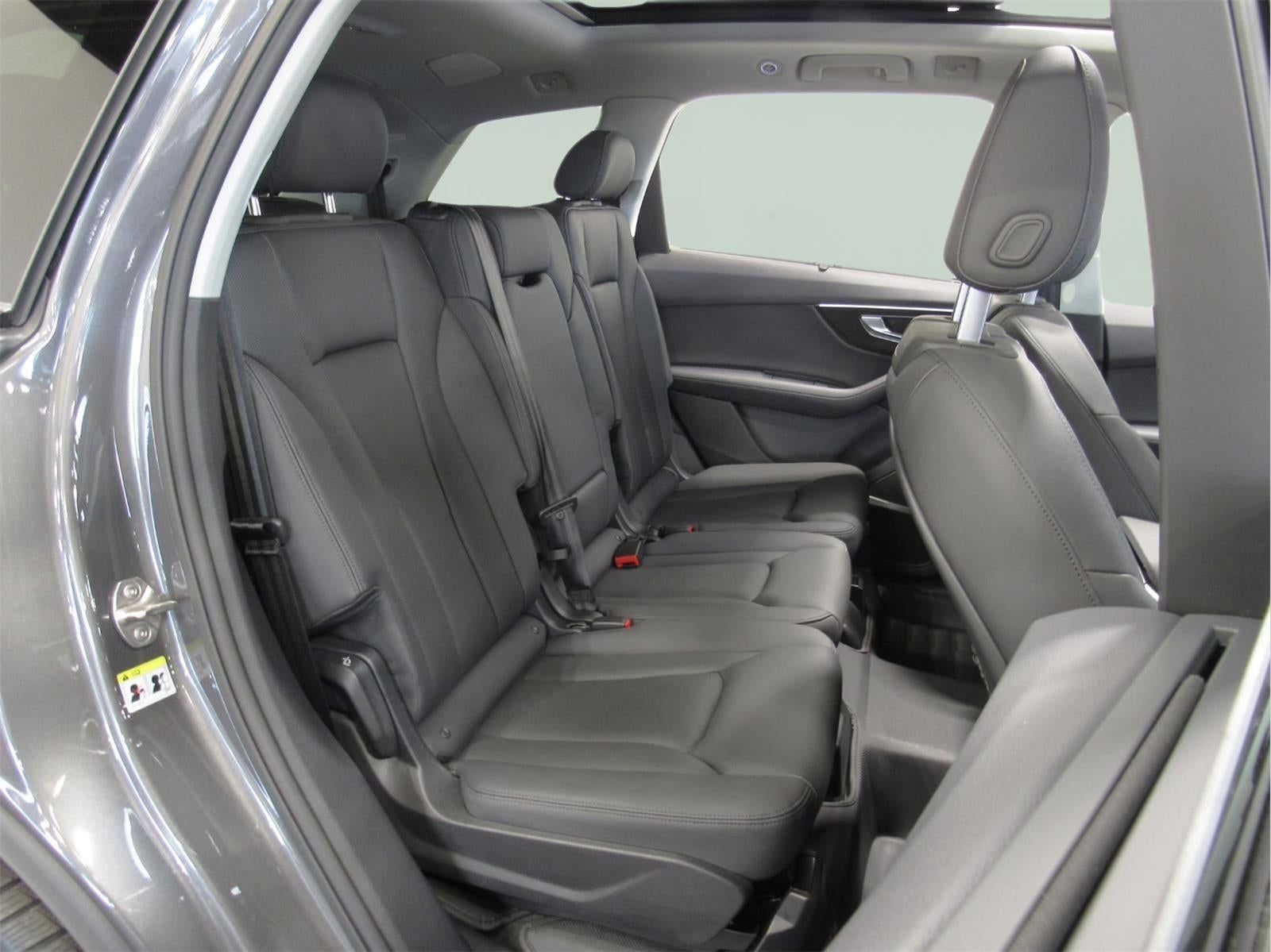 2023 Audi Q7 Premium Plus