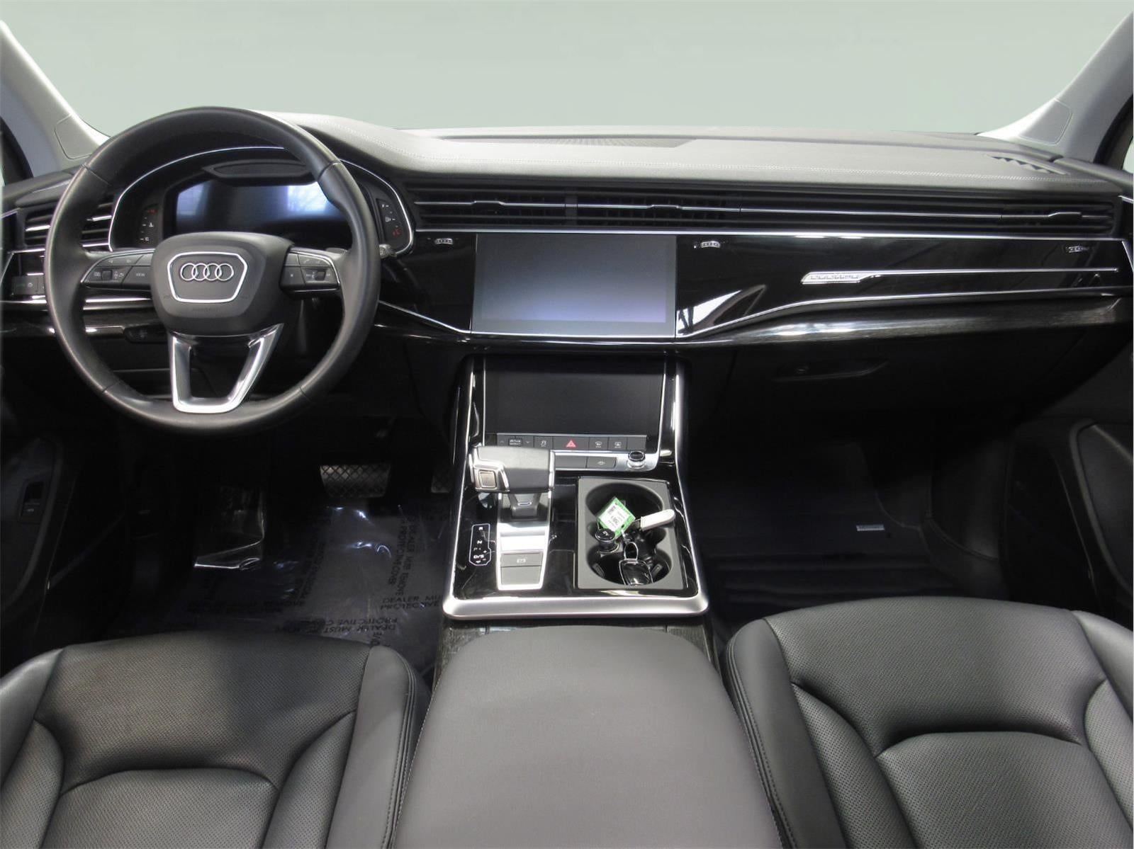 2023 Audi Q7 Premium Plus