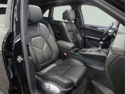 2020 Porsche Macan AWD