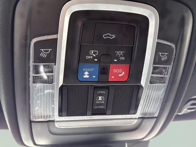 2023 RAM 1500 Laramie Crew Cab 4x4 5'7" Box