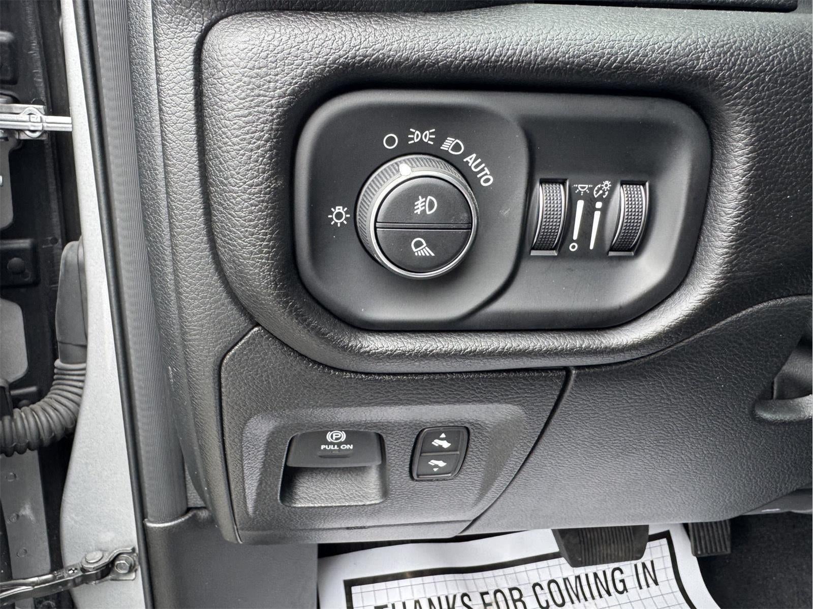 2025 RAM 1500 Laramie Crew Cab 4x4 5'7" Box