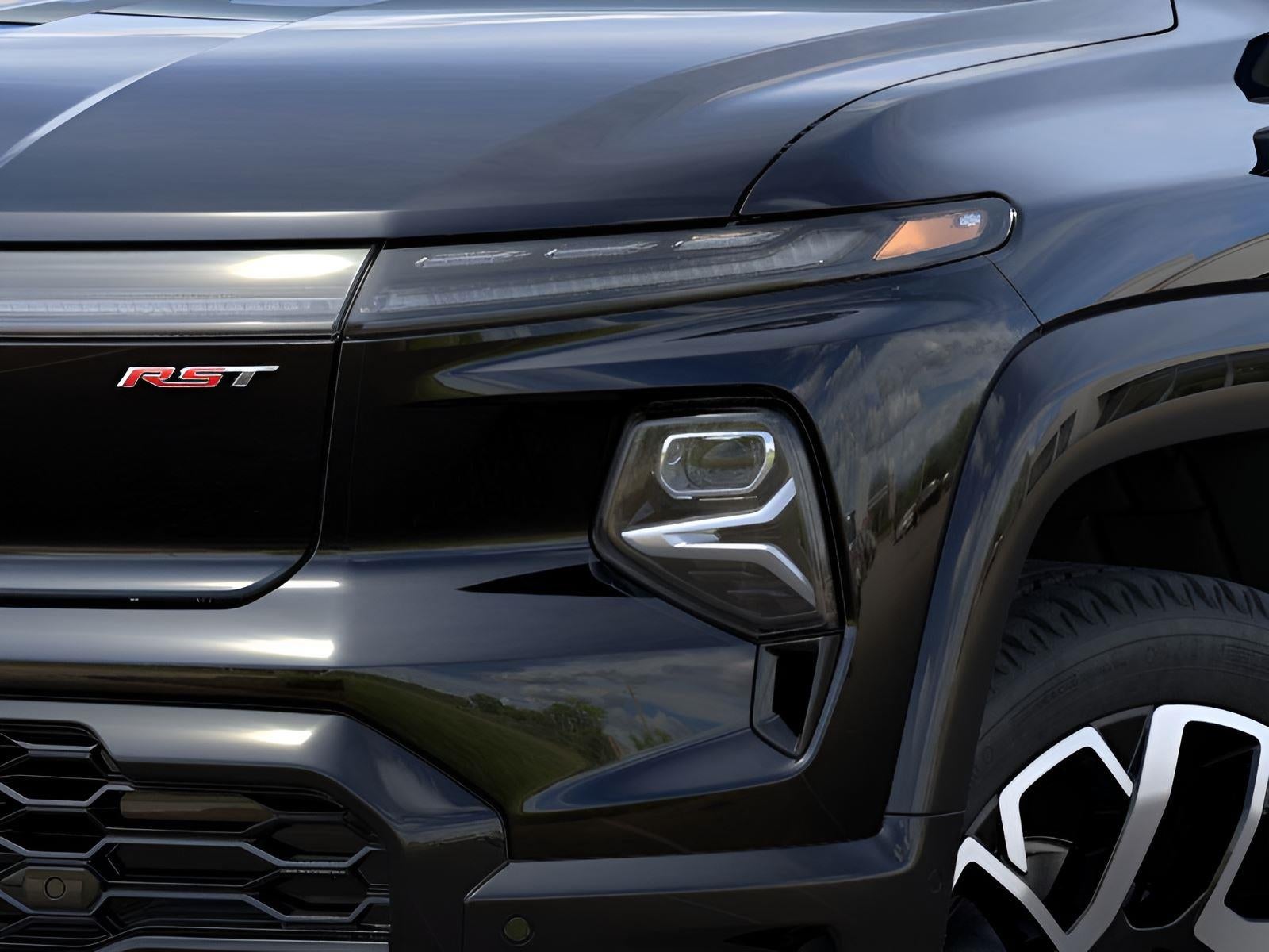 2025 Chevrolet Silverado EV RST - Max Range