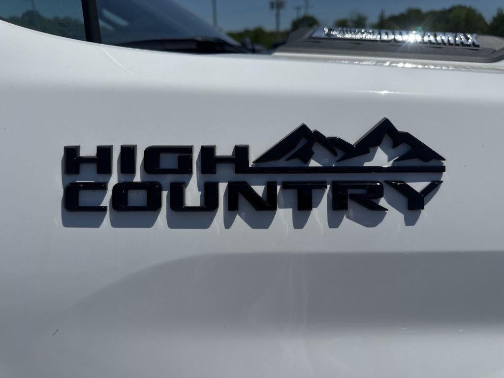 2025 Chevrolet Silverado 3500 HD High Country