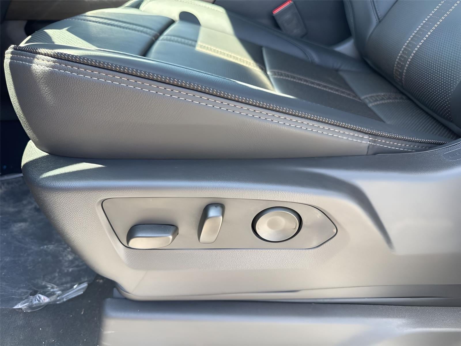 2025 Chevrolet Silverado 3500 HD High Country