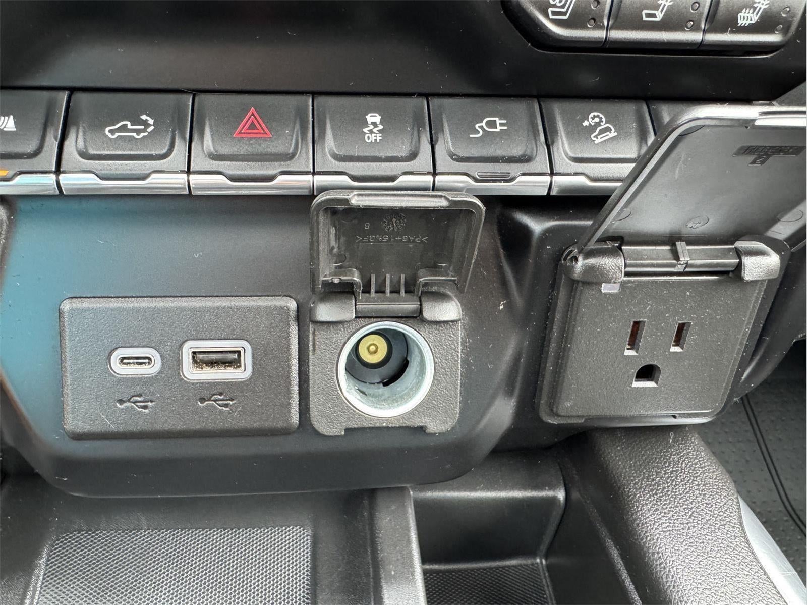 2023 Chevrolet Silverado 3500 HD High Country