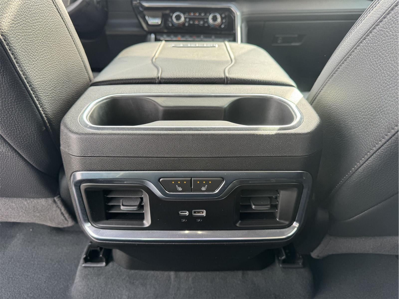 2024 GMC Sierra 3500 HD Denali